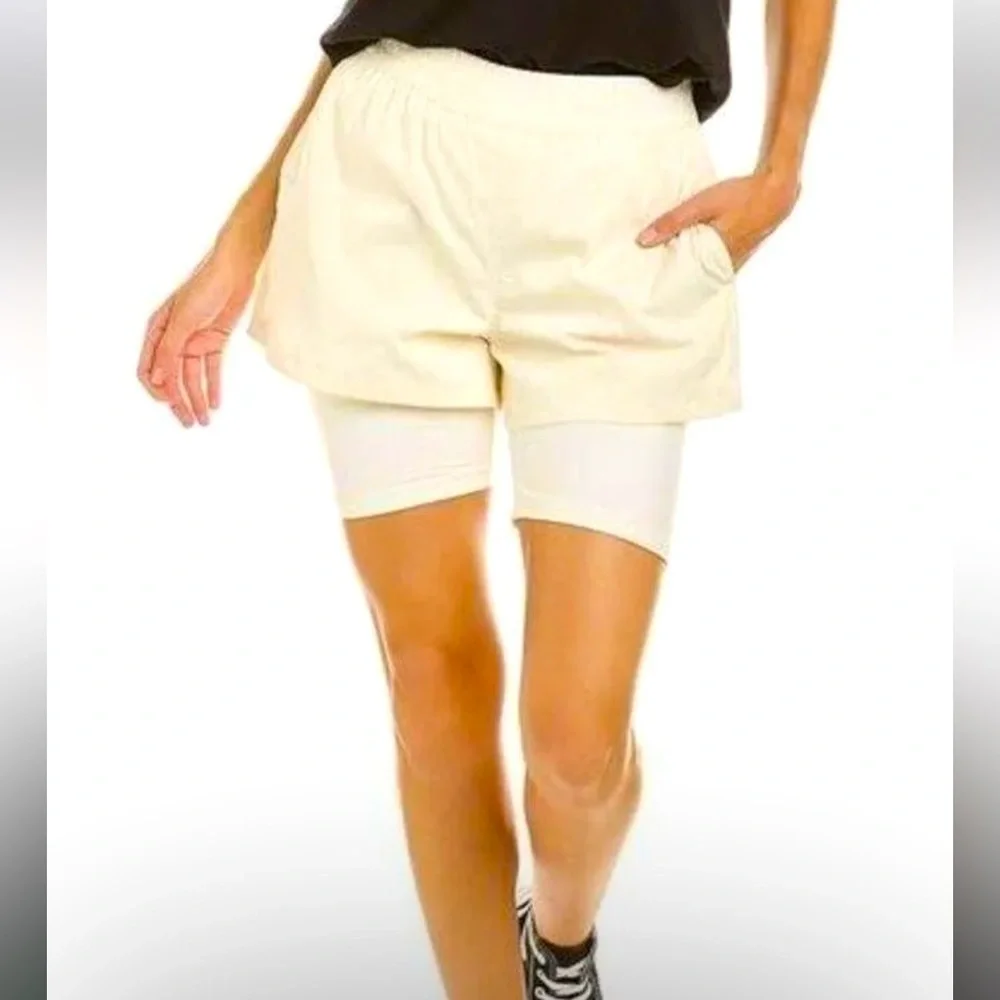 WEWOREWHAT Windbreaker Hi Waist Biker Shorts Off-White Size M